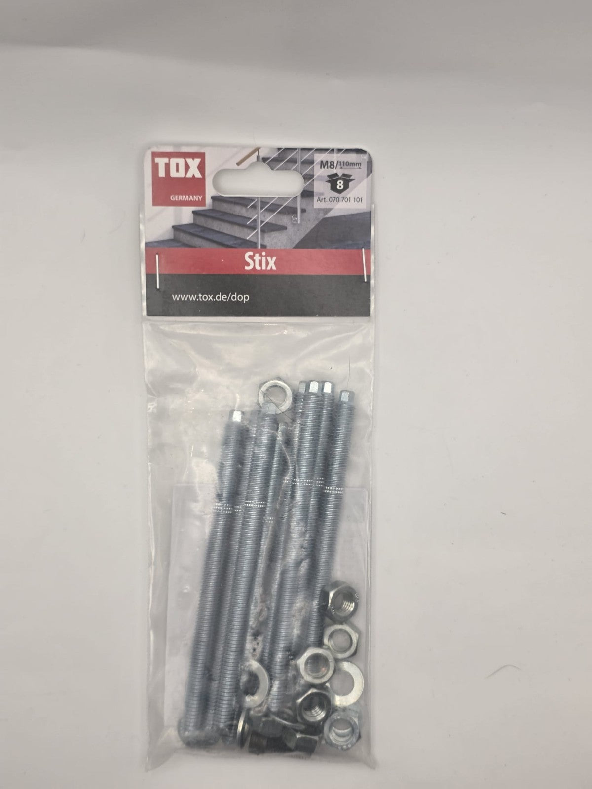 TOX Schwerlastdübel & Spezialbefestigungen | Stix Distance Pirat Liquix FDN Ausw