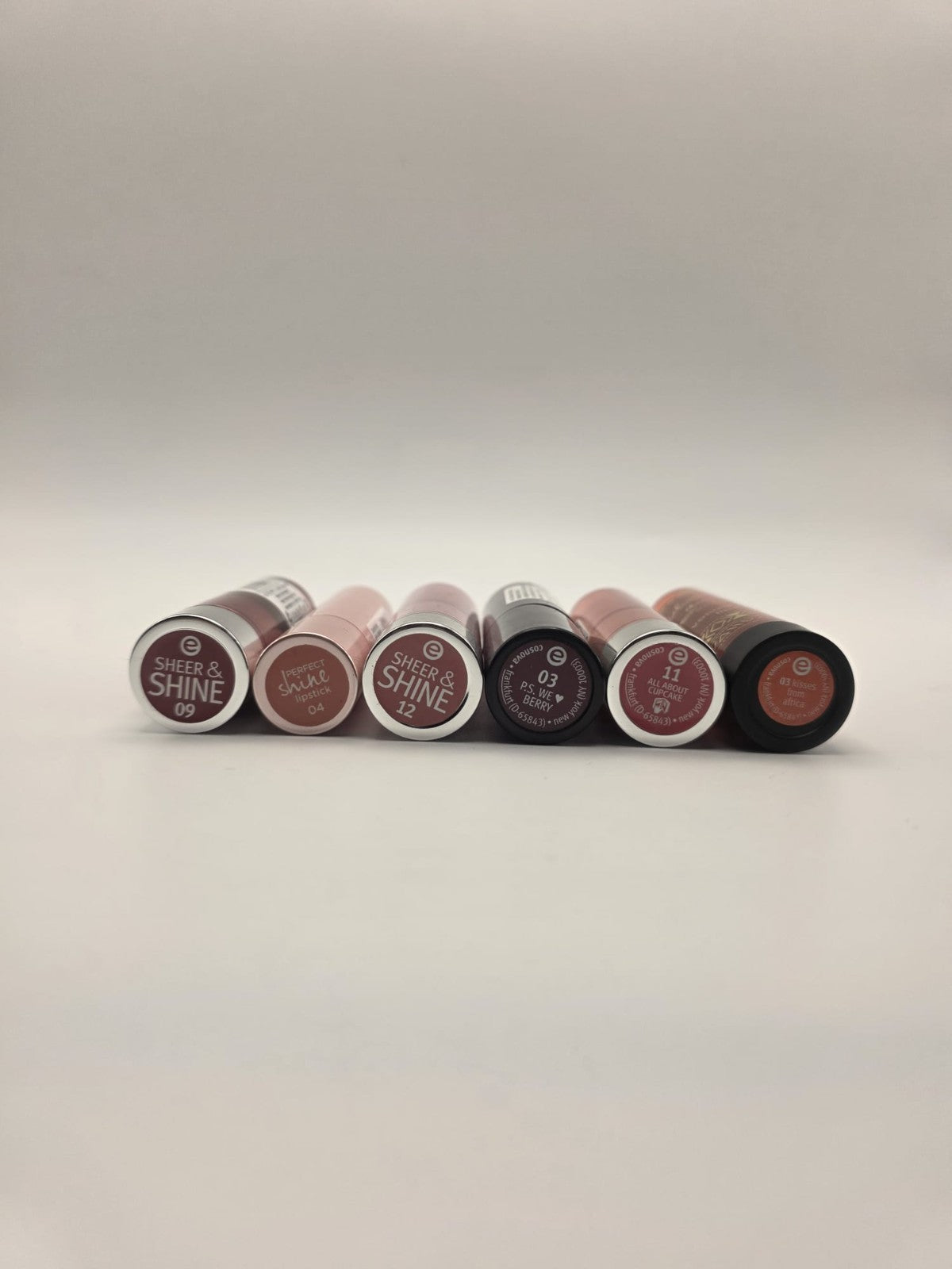 essence Lippenstift Lipstick verschiedene Farben zur Auswahl Neu Original